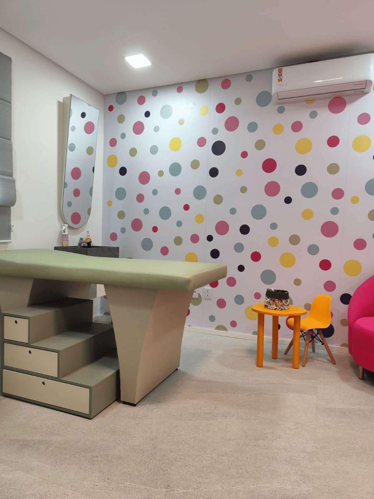 Consultório lúdico de oftalmologia infantil da Maya Clinic em Joinville